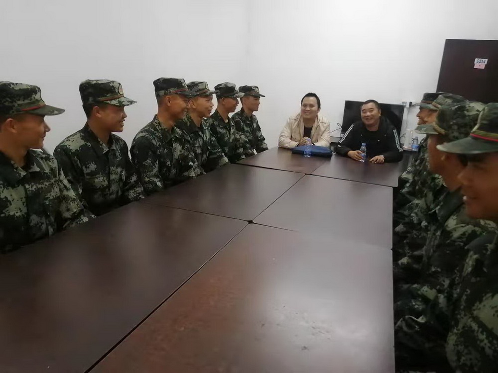 2019慰问.jpg